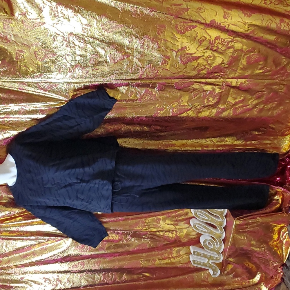 Luxury 100% cotton sweatsuit